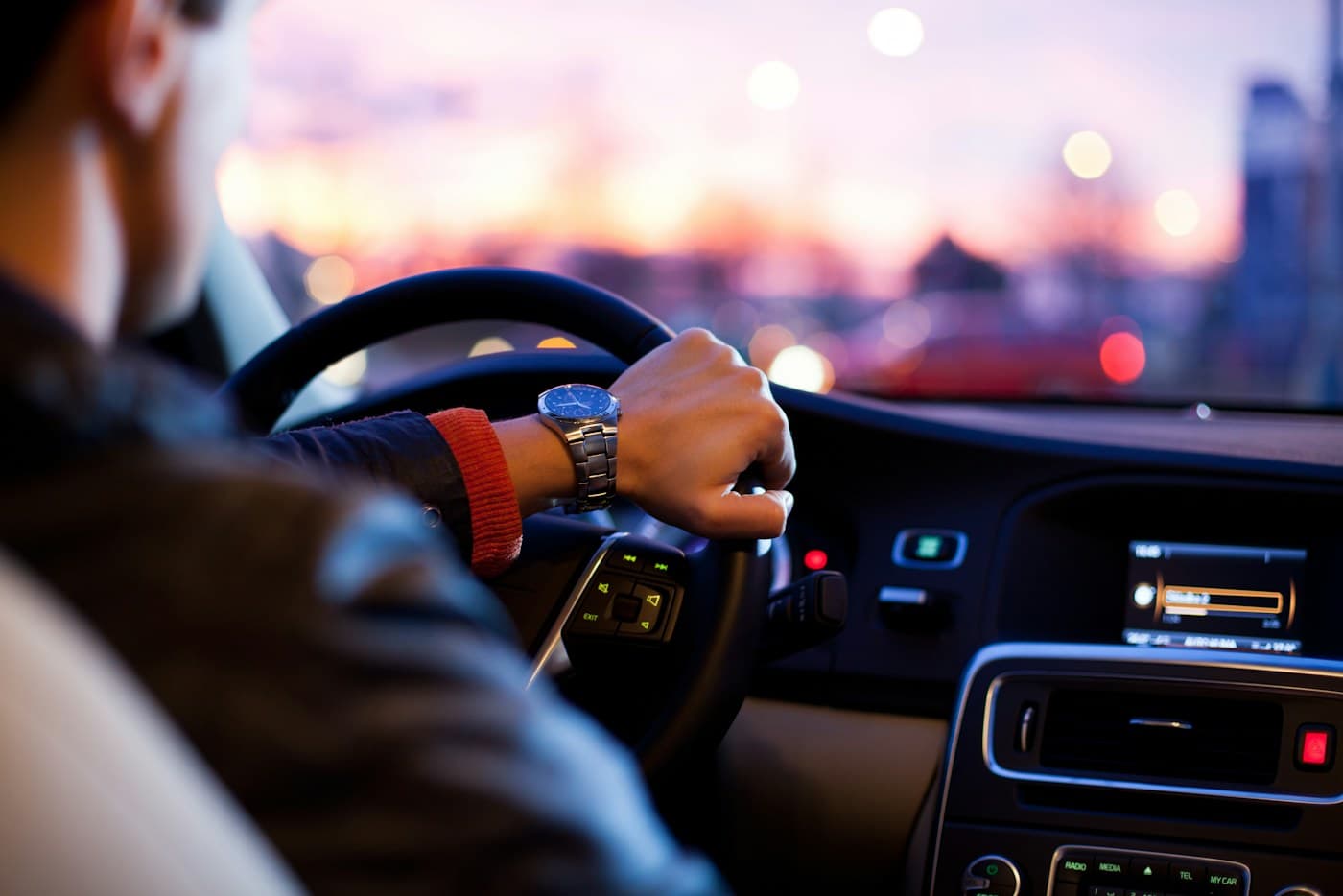A Wassl driver at dusk